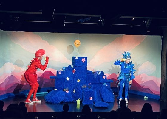 Zwei Monster - Theater Fletch Bizzel - Kostüm & Bühnenbild Design - Regie: Rada Radoijcic